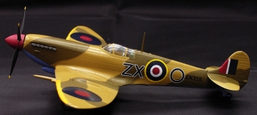 Spitfire Mk. IX RAF 145Sqn 1943 Desert Camo ZX-0/EN355, Sky Guardians 5137, M 1:72