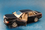 Audi 100 Stufenheck, blau metallic, M 1:24 Schabak 1420